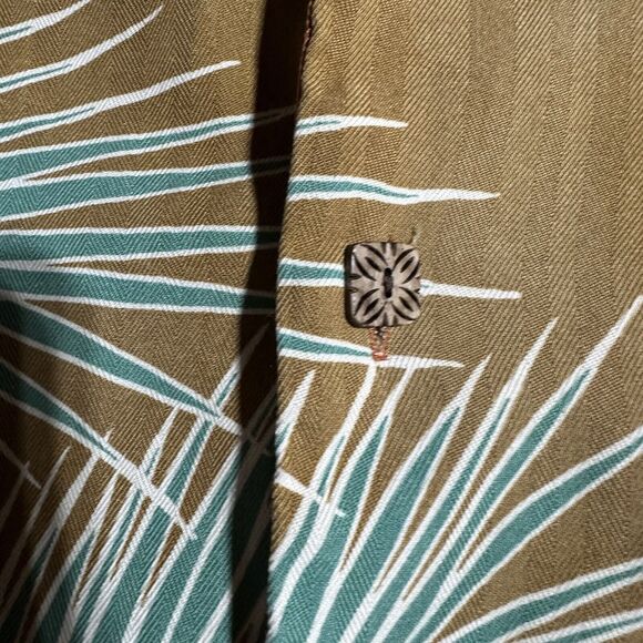 Tommy Bahama 100% Silk Hawaiian Camp Button Shirt Mens Size XL Large Palm Tree - Picture 6 of 11